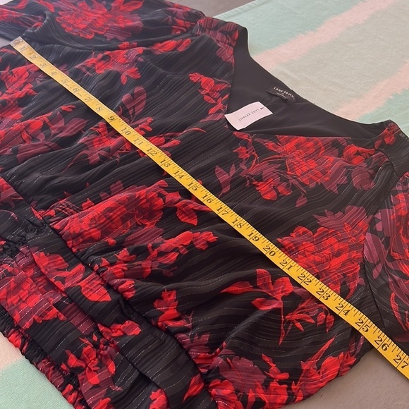 Lane Bryant Floral Metallic Threading Top Black Red Smocked Waist V-Neck NWT - Picture 11 of 13